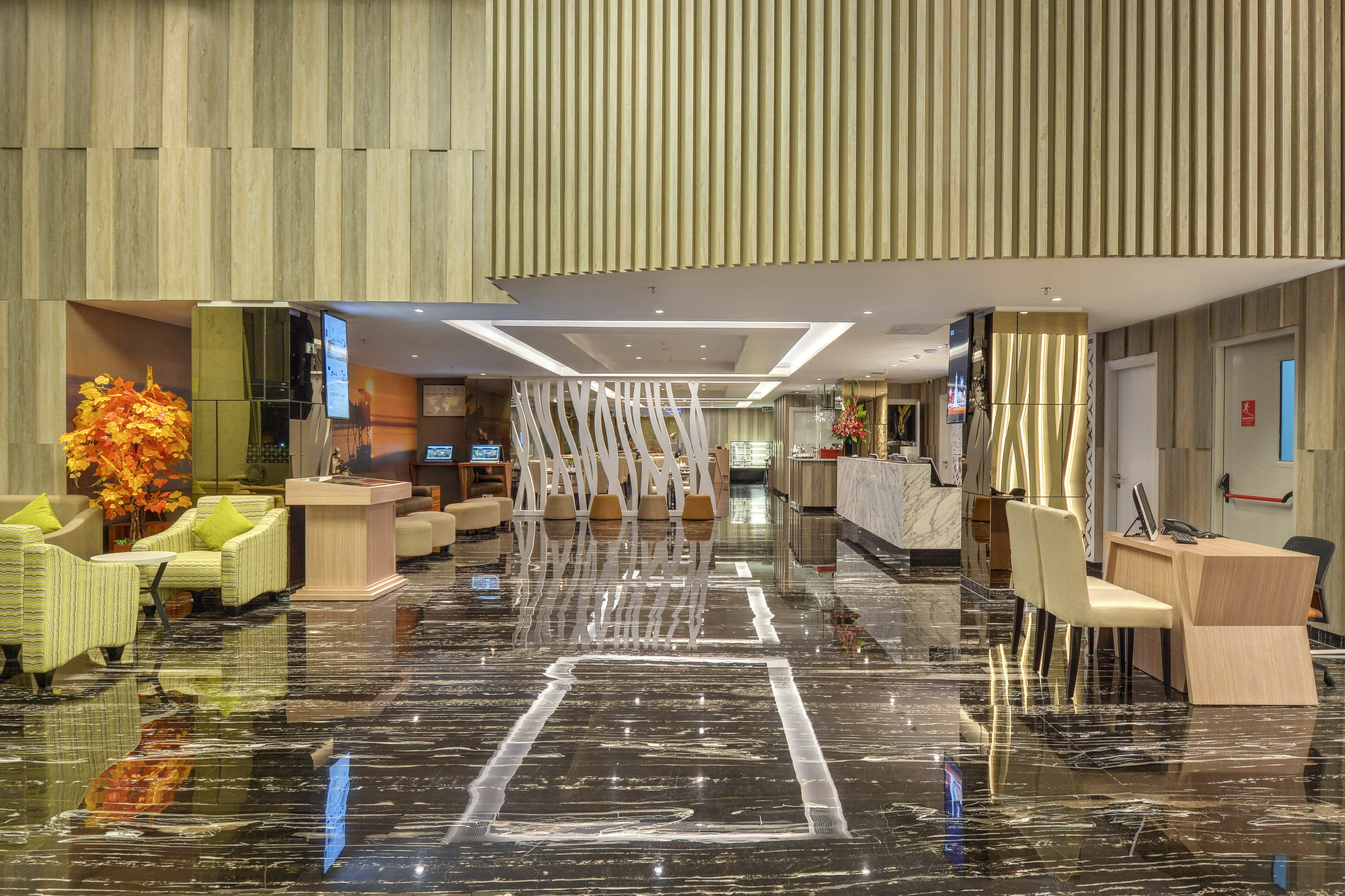 Platinum Adisucipto Hotel & Conference Center Kalasan Exterior photo